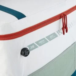 Quechua GLACIERE SOUPLE DE CAMPING - 35 LITRES - CONSERVATION AU FRAIS 17 HEURES -Quechua glaciere souple de camping 35 litres conservation au frais 17 heures 8