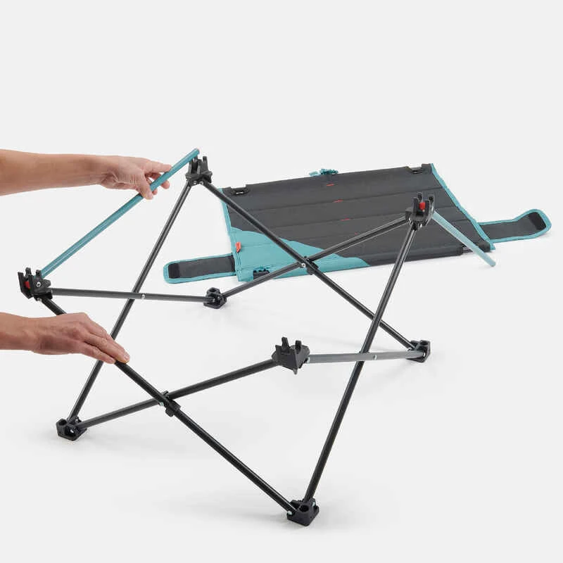 Quechua TABLE BASSE PLIANTE DE CAMPING MH100 Grise 13 Quechua TABLE BASSE PLIANTE DE CAMPING MH100 Grise – Image 13